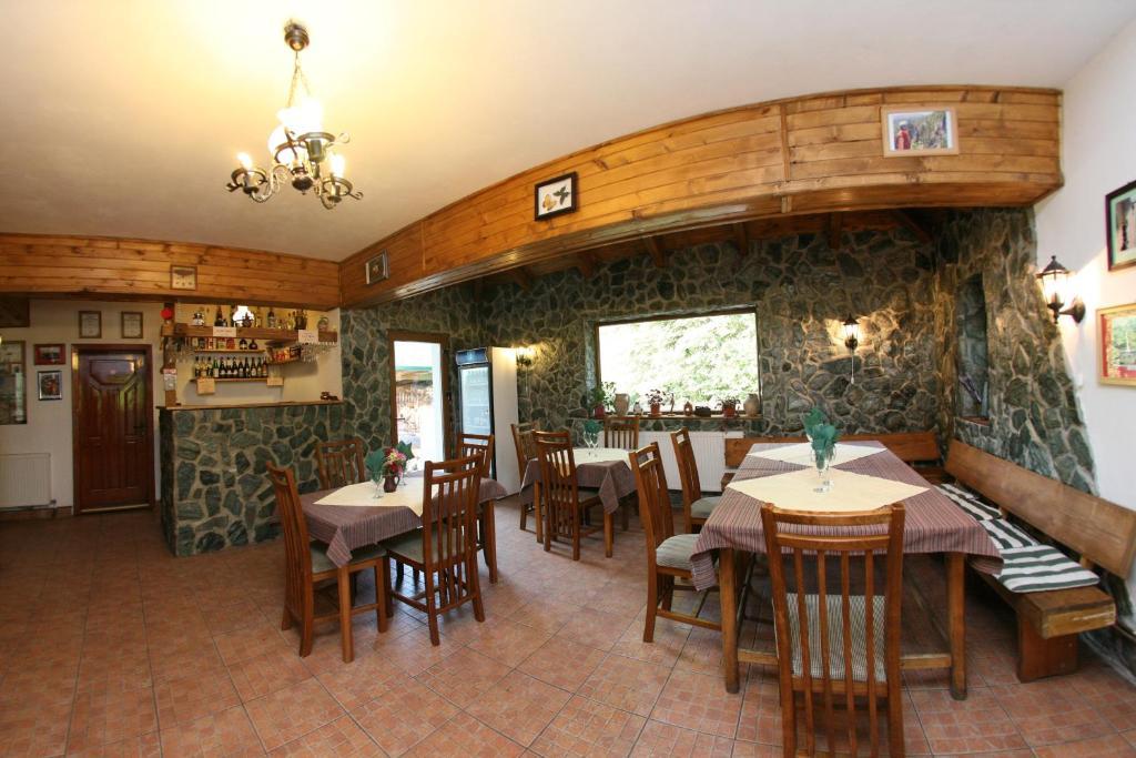 Vila Sucu Hotel Poiana Mărului Esterno foto